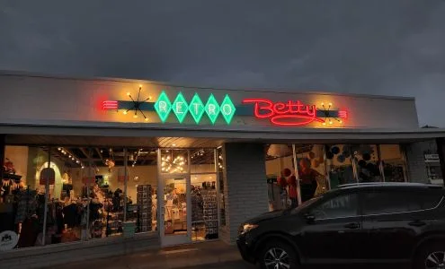 Retro Betty business photo